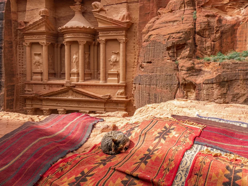 chiemseherin-petra-4971956_1920